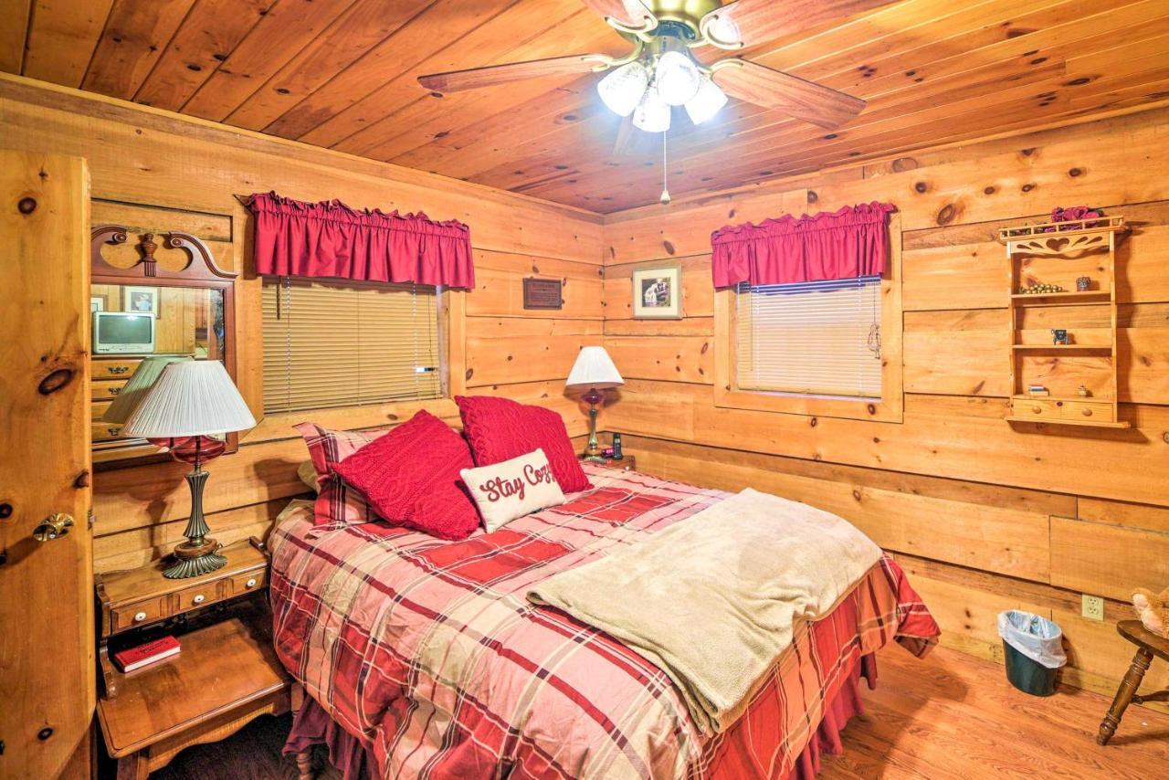 Cozy Tellico Plains Cabin With Large Mountain Creek! Exterior foto