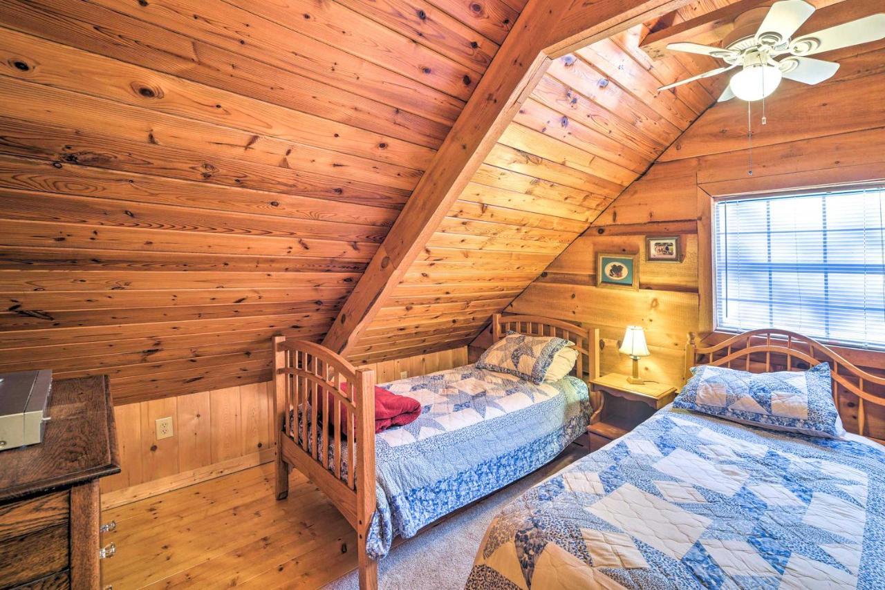 Cozy Tellico Plains Cabin With Large Mountain Creek! Exterior foto
